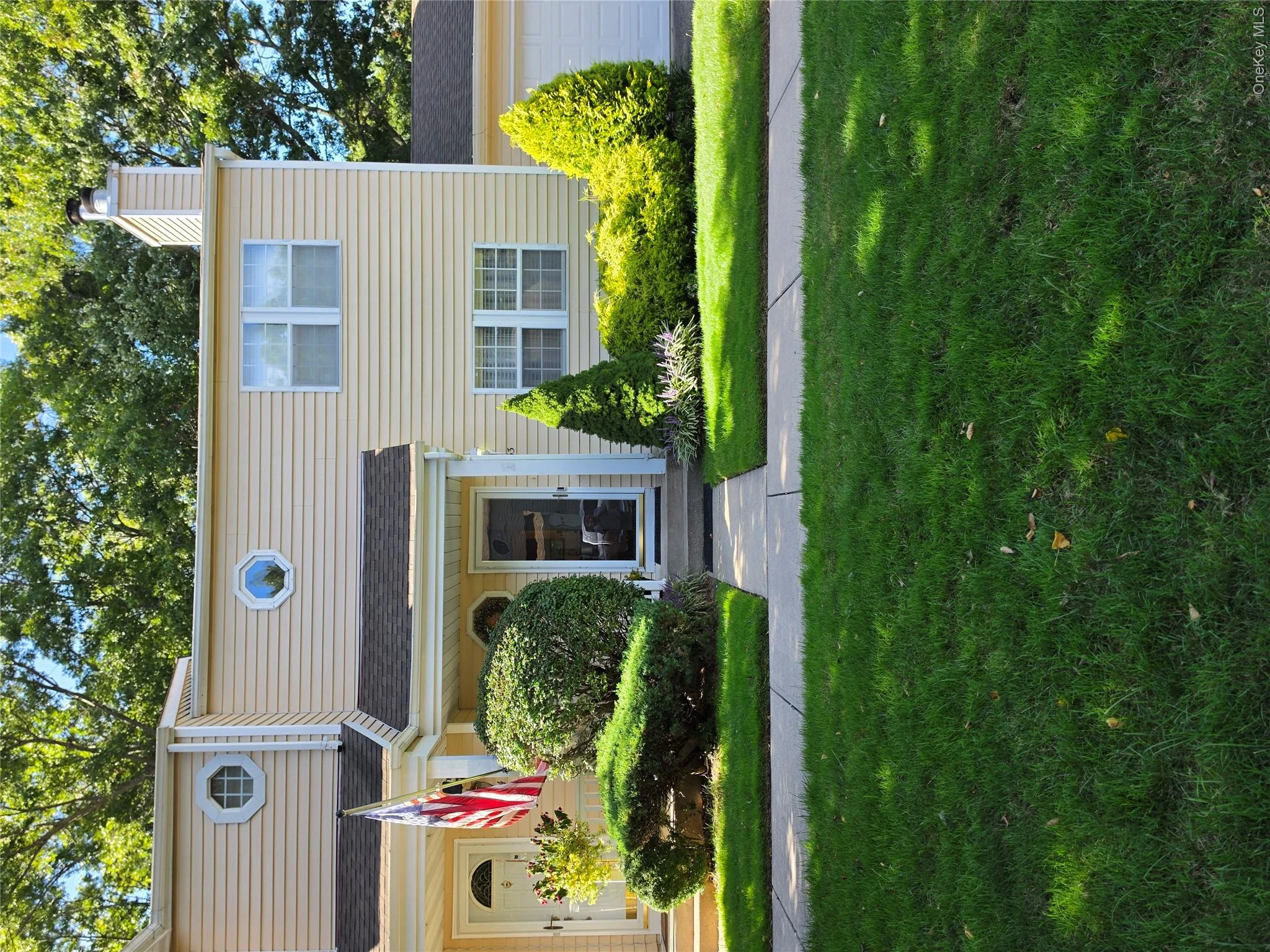 Photograph of 53 Hancock Commons