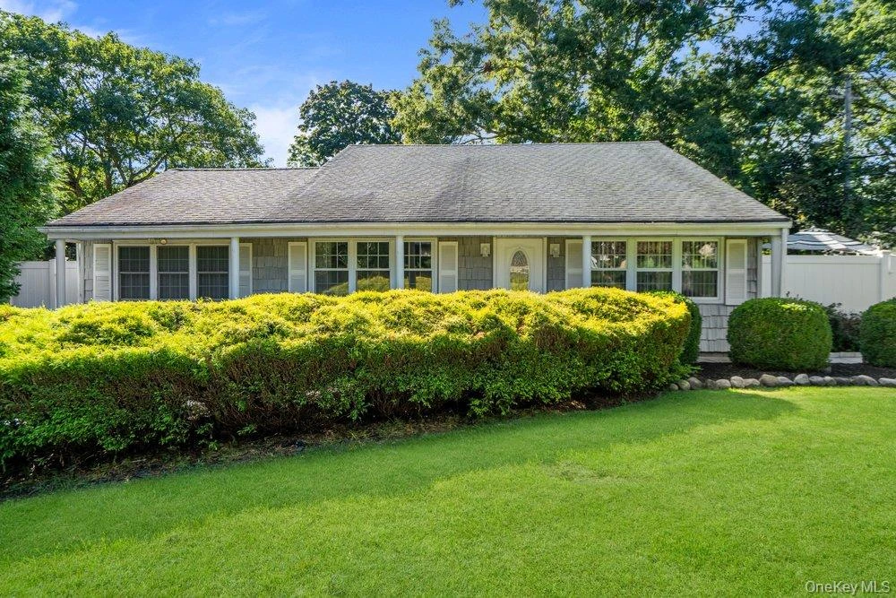 Photograph of 22 Half Moon Pond Road