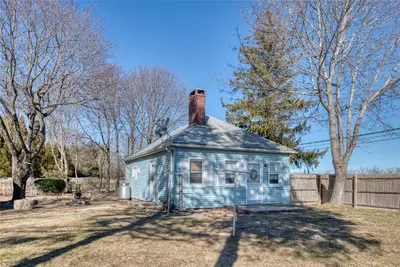 Photograph of 2183 Osborn Avenue