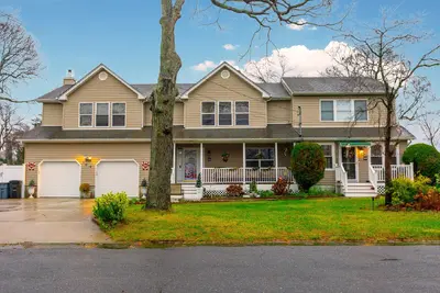Photograph of 109 Adirondack Drive