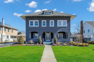 Photograph of 311 Handsome Avenue