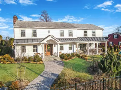 Photograph of 165 Woodsome Road