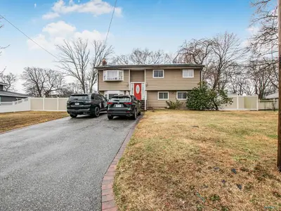 Photograph of 34 New Hampshire Avenue
