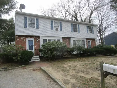 Photograph of 2-4 Walnut Street