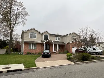 Photograph of 1006 Old Britton Road