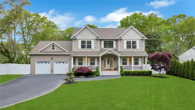 Photograph of 74 Buckley Road