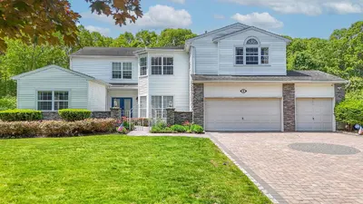 Photograph of 8 Wisteria Lane
