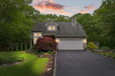 Photograph of 150 Hammond Lane