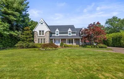 Photograph of 4 Country Meadow Court