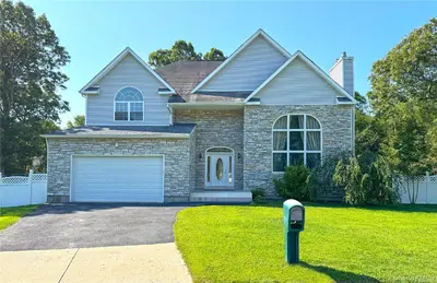 Photograph of 54 Gaetano Lane