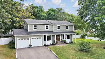Photograph of 9 Pamela Drive