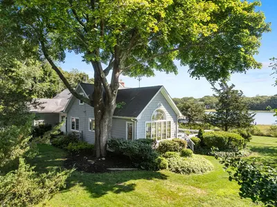 Photograph of 640 Strohson Road