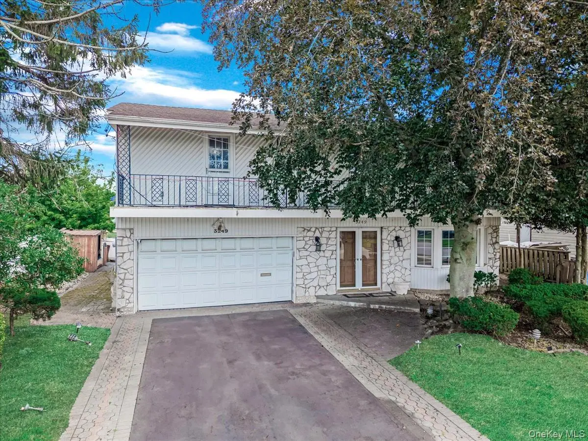 Photograph of 3249 Wolfson Drive