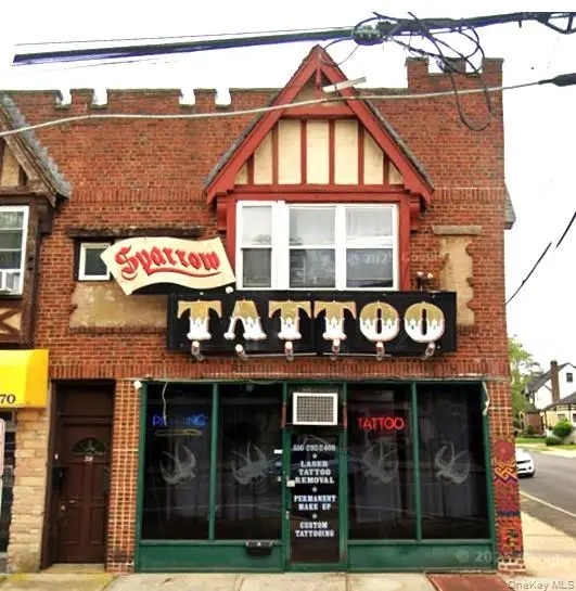 Photograph of 352 Hempstead Avenue