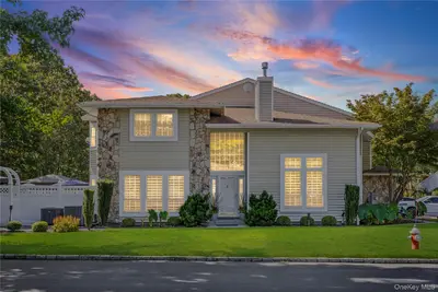Photograph of 171 Colony Drive