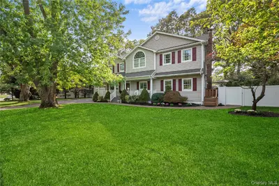 Photograph of 314 Brookville Avenue