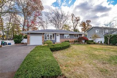 Photograph of 31 Boulevard Avenue