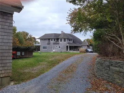 Photograph of 3 Marion Court