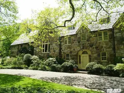 Photograph of 93 Wolver Hollow Road