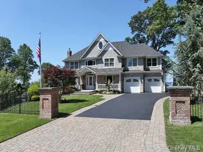 Photograph of 29 Essex Drive