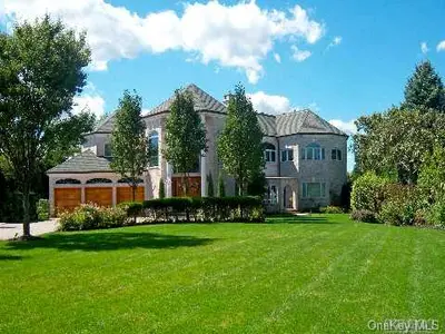 Photograph of 130 Bayberry Road