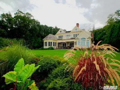 Photograph of 5295 Nassau Point Road