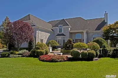 Photograph of 15 Turnberry Court