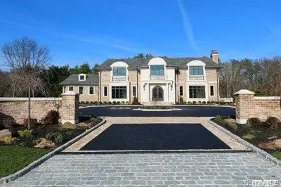 Photograph of 22 Rolling Hill Road