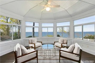 Photograph of 28 Allenby Drive