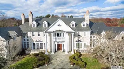 Photograph of 8 Chestnut Hill Court