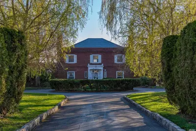 Photograph of 11 Beech Lane