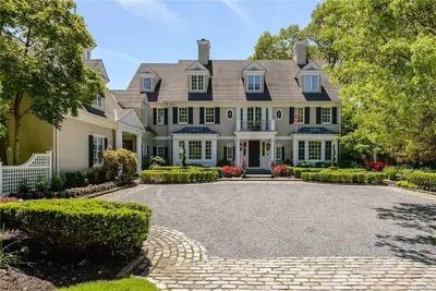 Photograph of 1314 Ridge Road