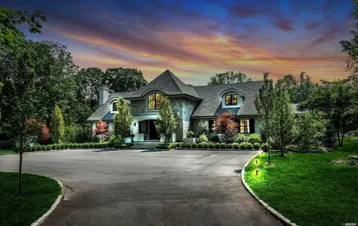 Photograph of 86 I.U. Willets Road