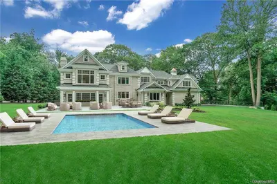 Photograph of 21 Wenwood Drive
