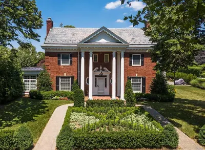 Photograph of 121 Fountain Avenue