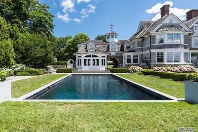 Photograph of 14 Plum Beach Point Road