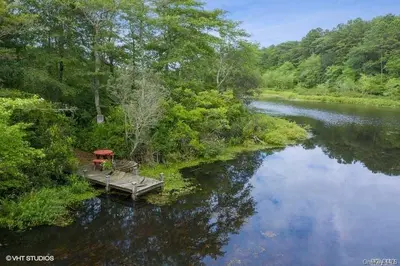 Photograph of 2295 River Road