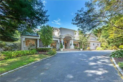 Photograph of 19 Etna Lane
