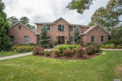 Photograph of 68 Suffolk Lane
