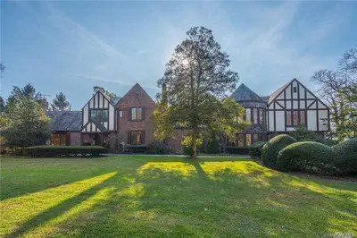 Photograph of 18 Garner Lane
