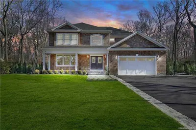 Photograph of 86 Carman Road