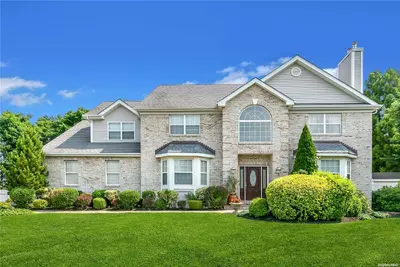 Photograph of 11 Pleasant View Court