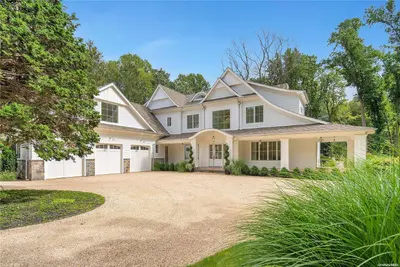 Photograph of 13 Beech Hill Road