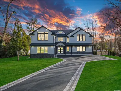 Photograph of 14 Corwin Court