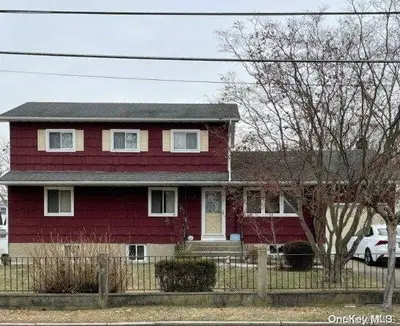 Photograph of 1670 3rd Avenue