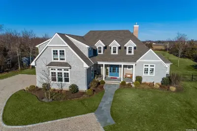 Photograph of 1055 Skunk Lane