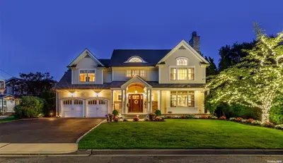 Photograph of 1531 Henry Road