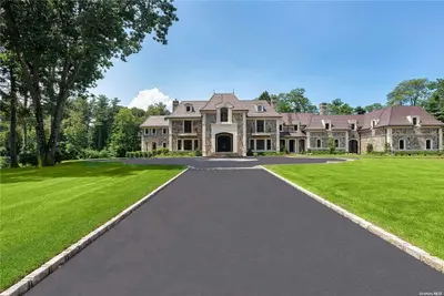 Photograph of 9 Stoddart Court