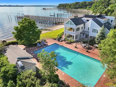 Photograph of 16 Plum Beach Point Road