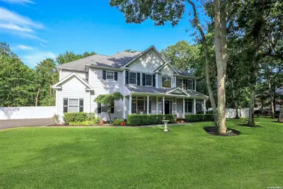 Photograph of 118 Gerard Road